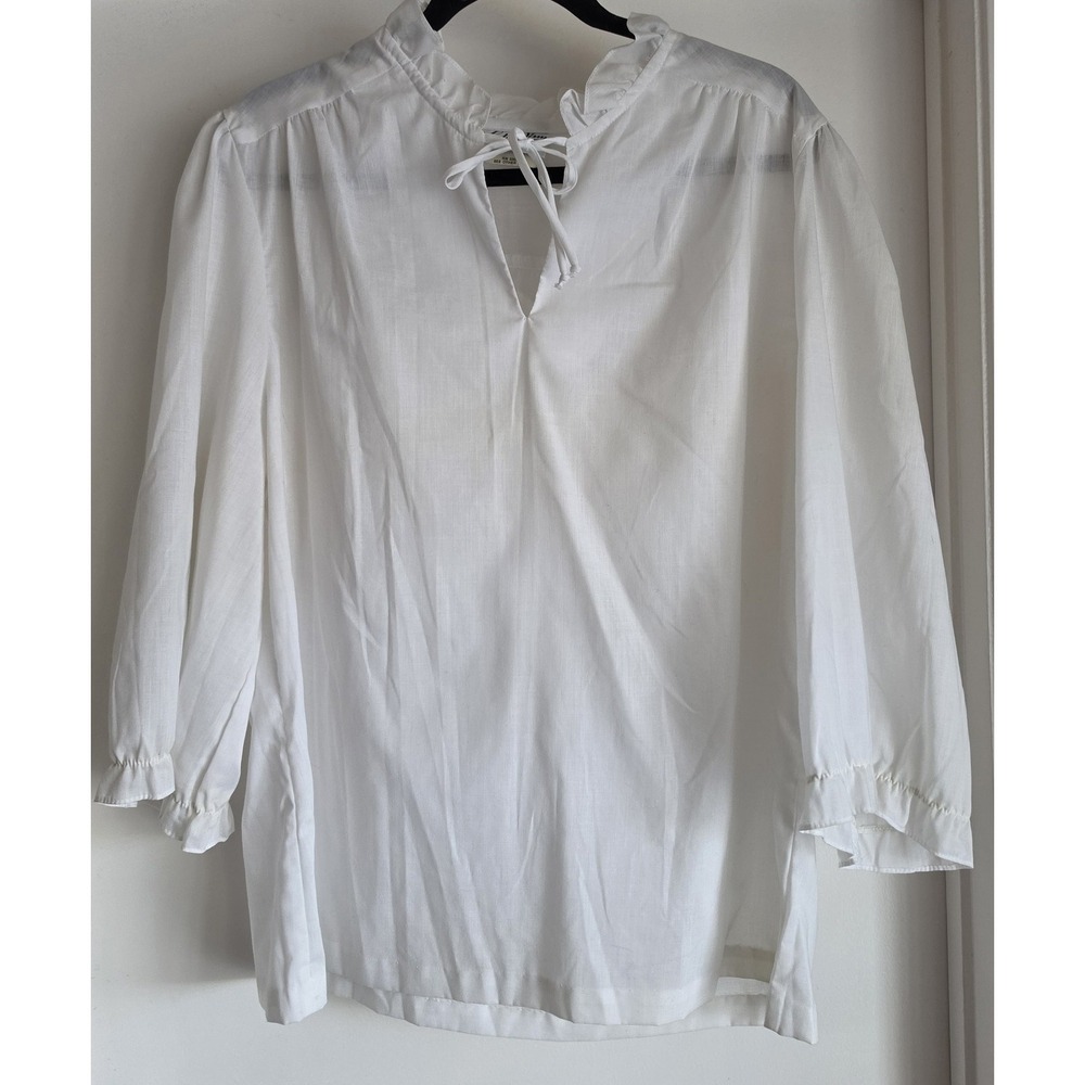 Lady Winn by Teddi Blouse Sz 40 White 3/4 Sleeve Vintage Top Shirt Ruffled Neck